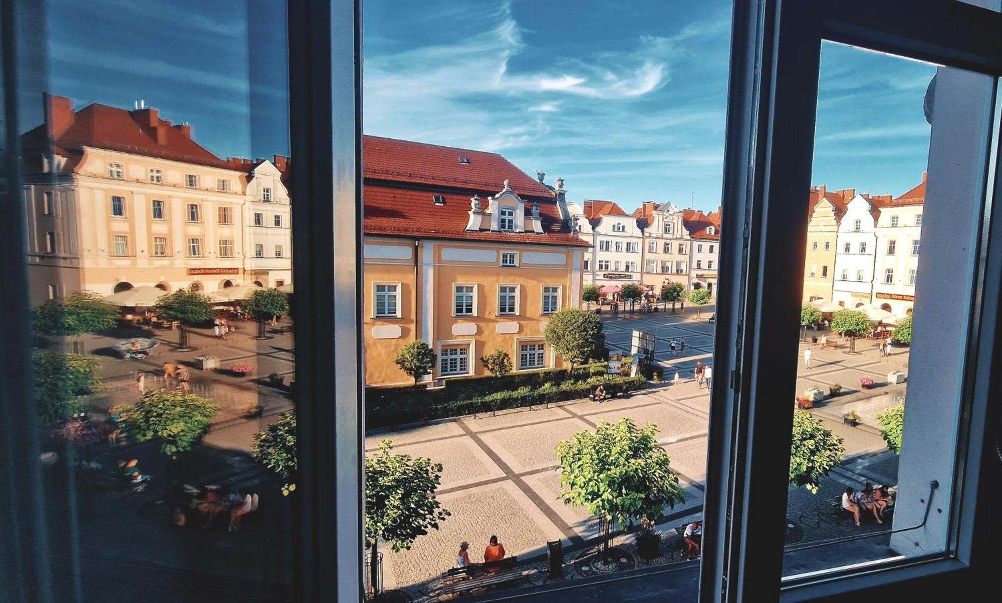 Apartamenty Przy Ratuszu Boleslawiec  Eksteriør bilde